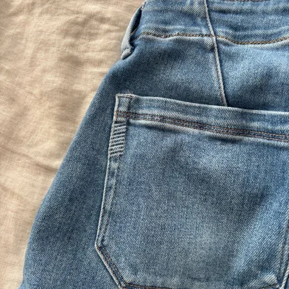 PAIGE Mayslie Straight Leg Ankle Jeans - Picture 8 of 12